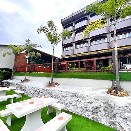 Chanmel Riverside Chanthaburi Exterior photo