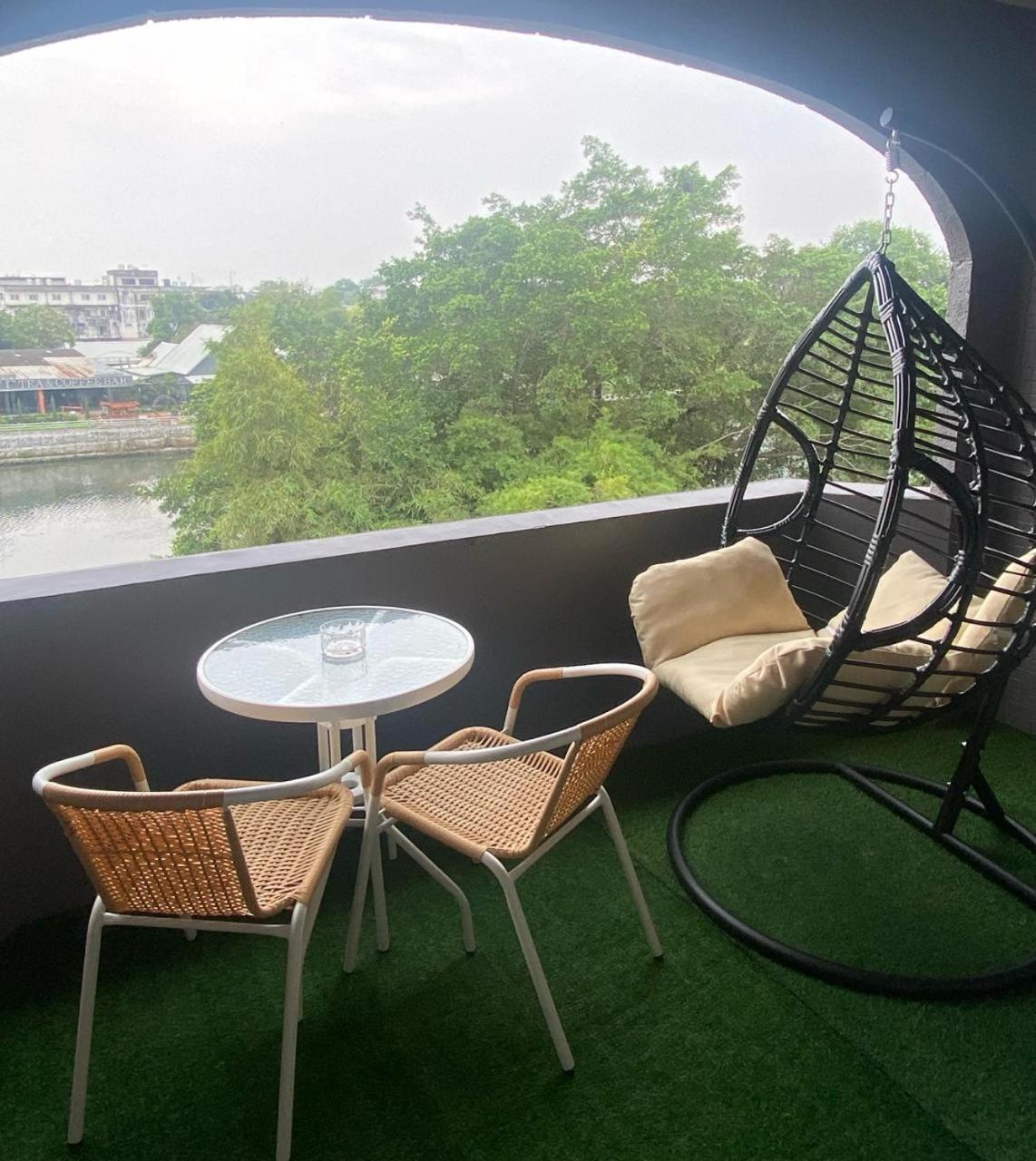 Chanmel Riverside Chanthaburi Exterior photo