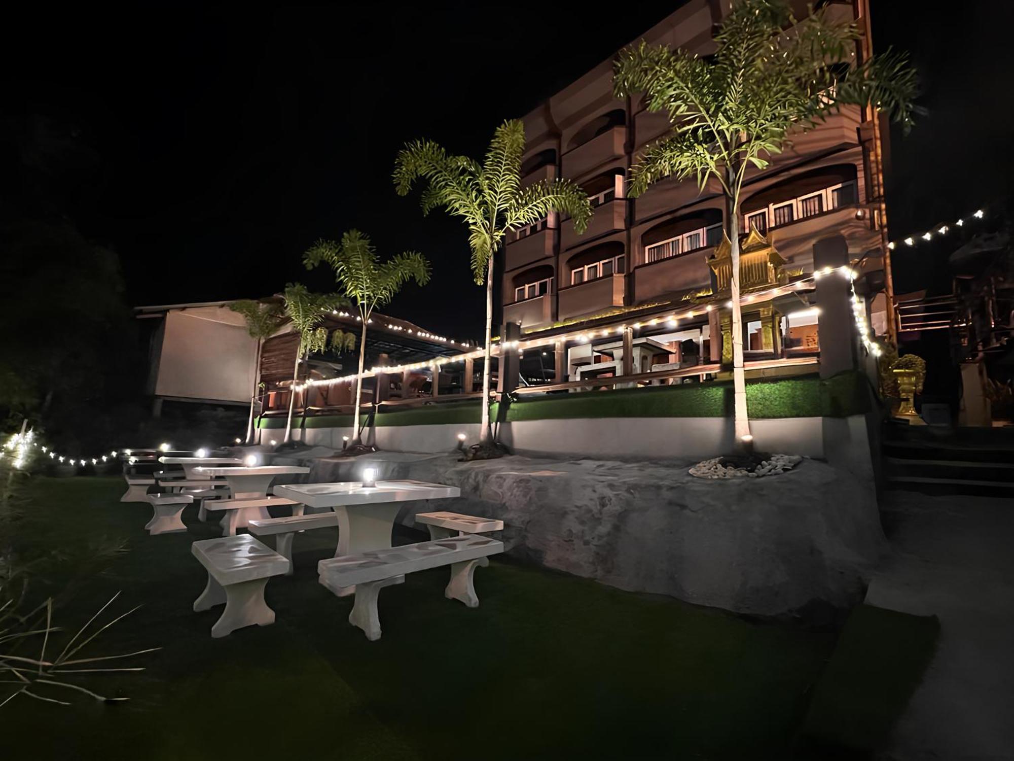 Chanmel Riverside Chanthaburi Exterior photo