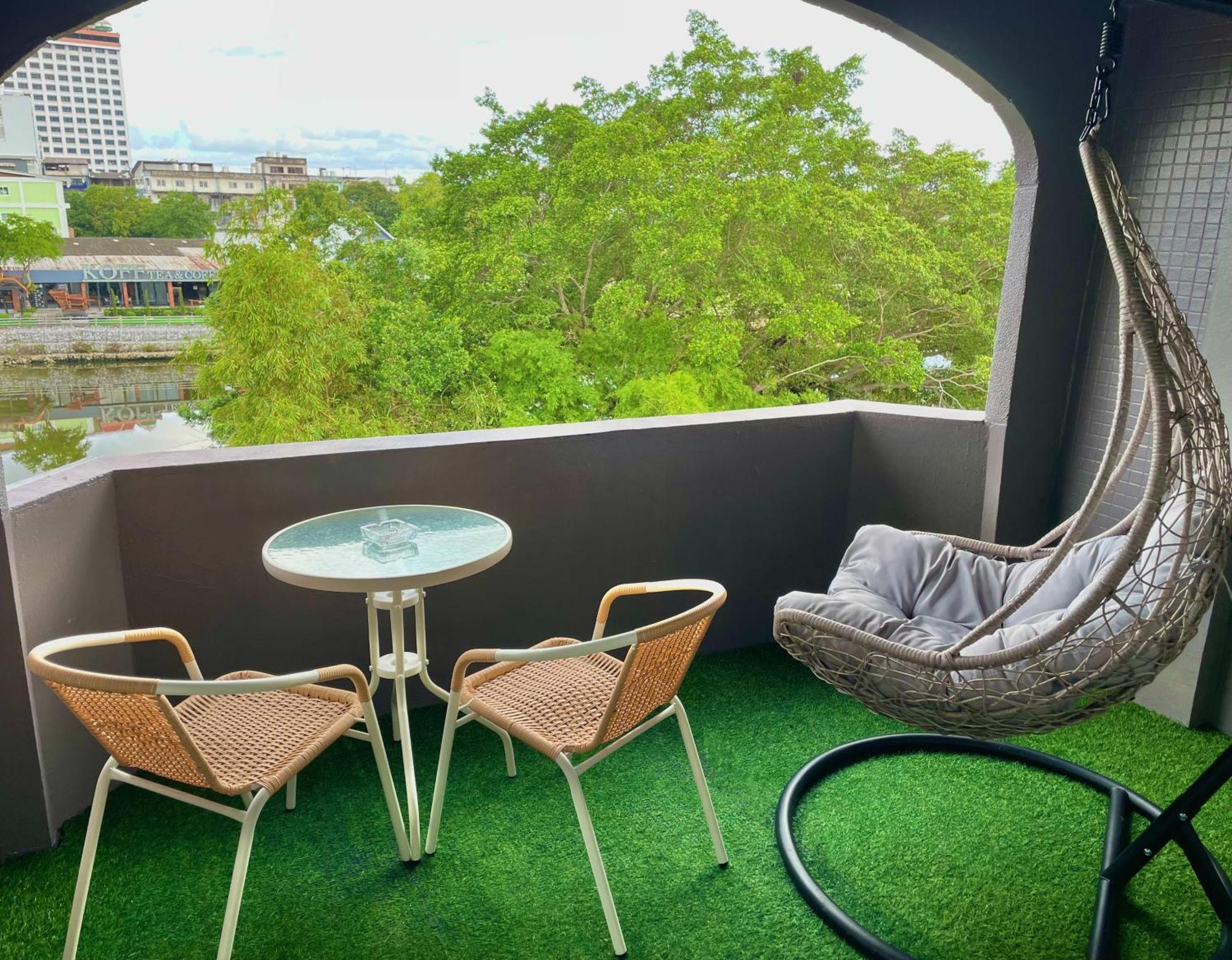 Chanmel Riverside Chanthaburi Exterior photo